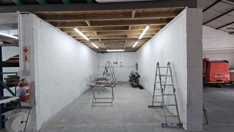 To Let commercial Property for Rent in Triangle Farm Western Cape